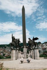Памятник Асеням, Велико-Тырново