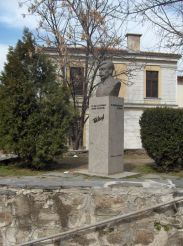 Памятник Пейо Яворову, Пловдив