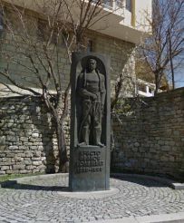 Monument to Hristo Ivanov, Veliko Tarnovo