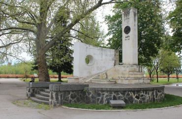 Das Denkmal für Aleko Konstantinov, Pazardzhik