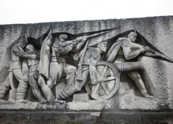 Памятник Борьба болгарского народа за национальное освобождение, Габрово