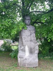Памятник Димитру Пешеву, Кюстендил