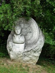 Monument Zachary Zograf, Elena