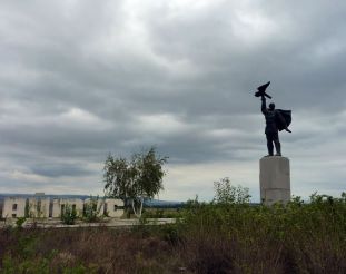 Памятник Символ Айтоса, Айтос