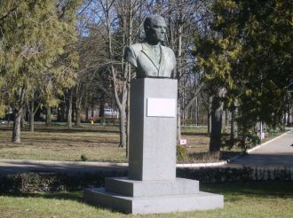 Monument to Yordan Yovkov, General Toshevo