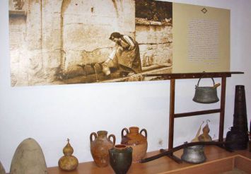 Museum of Jordan Jowkow, Farbe