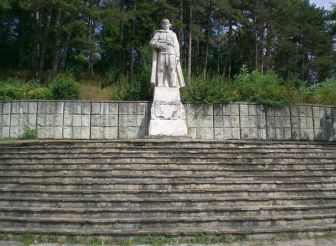 Denkmal für Petko Voyvoda, Krumovgrad