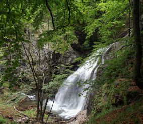Dzhendemsky Falls
