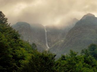 Vidimsko Waterfall