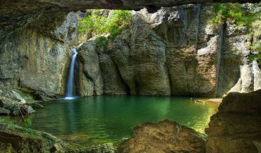 Momin Skok Waterfall