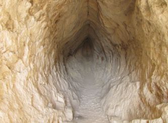 Grotte Womb
