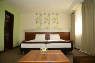 Deluxe Double Room with free late check-out