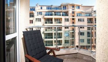 Deluxe One-Bedroom Apartment with Balcony - Todor Djebarov Str