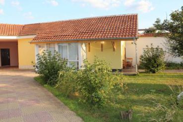 Villa with Garden View