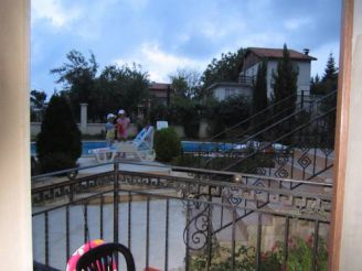 One-Bedroom Apartment with Balcony and Pool View